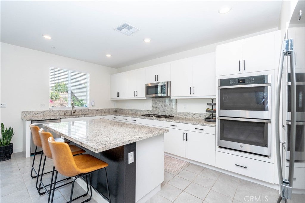 Rialto, California, 92377, United States, 4 Bedrooms Bedrooms, ,3 BathroomsBathrooms,Residential,For Sale,1982735