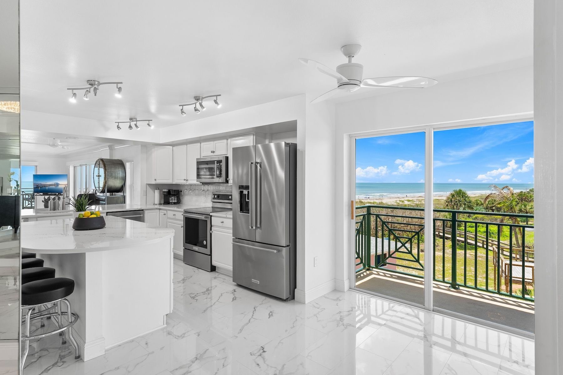  443 Johnson Avenue, #402, Cape Canaveral, FL, 32920 - 物件實景
