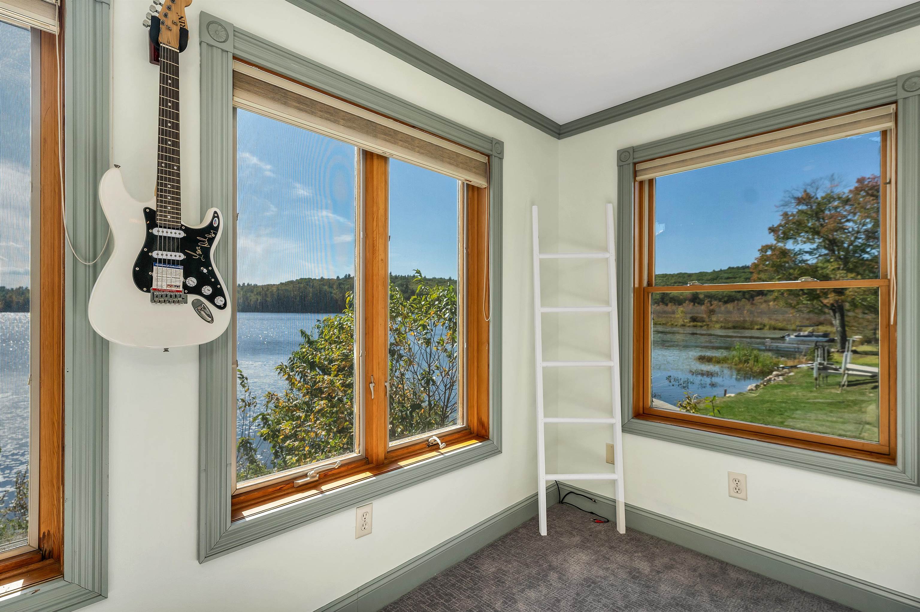 Dunbarton, New Hampshire, 03046, United States, 3 Bedrooms Bedrooms, ,2 BathroomsBathrooms,Residential,For Sale,1989464