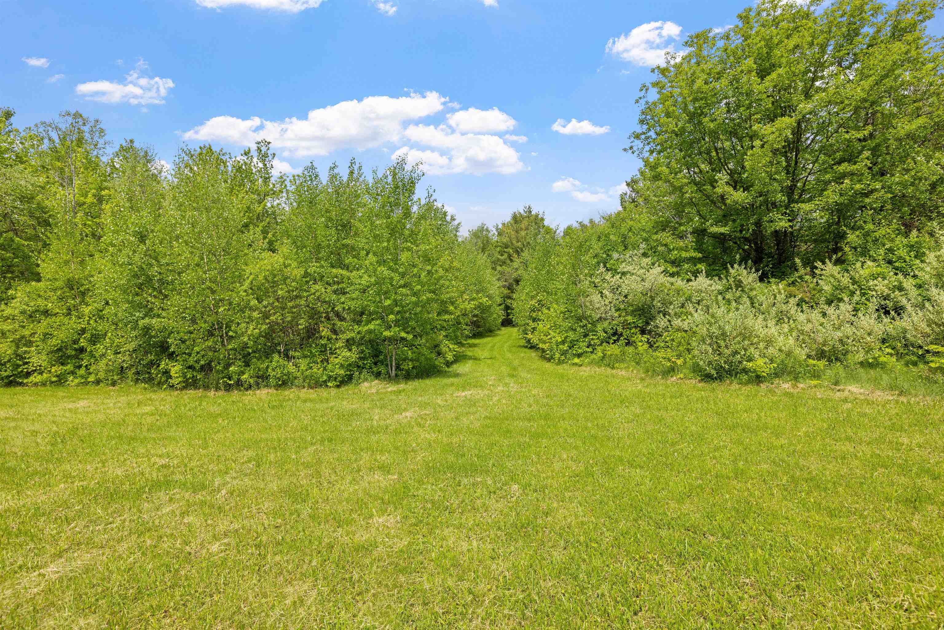 Hillsborough, New Hampshire, 03244, United States, 3 Bedrooms Bedrooms, ,2 BathroomsBathrooms,Residential,For Sale,1840284