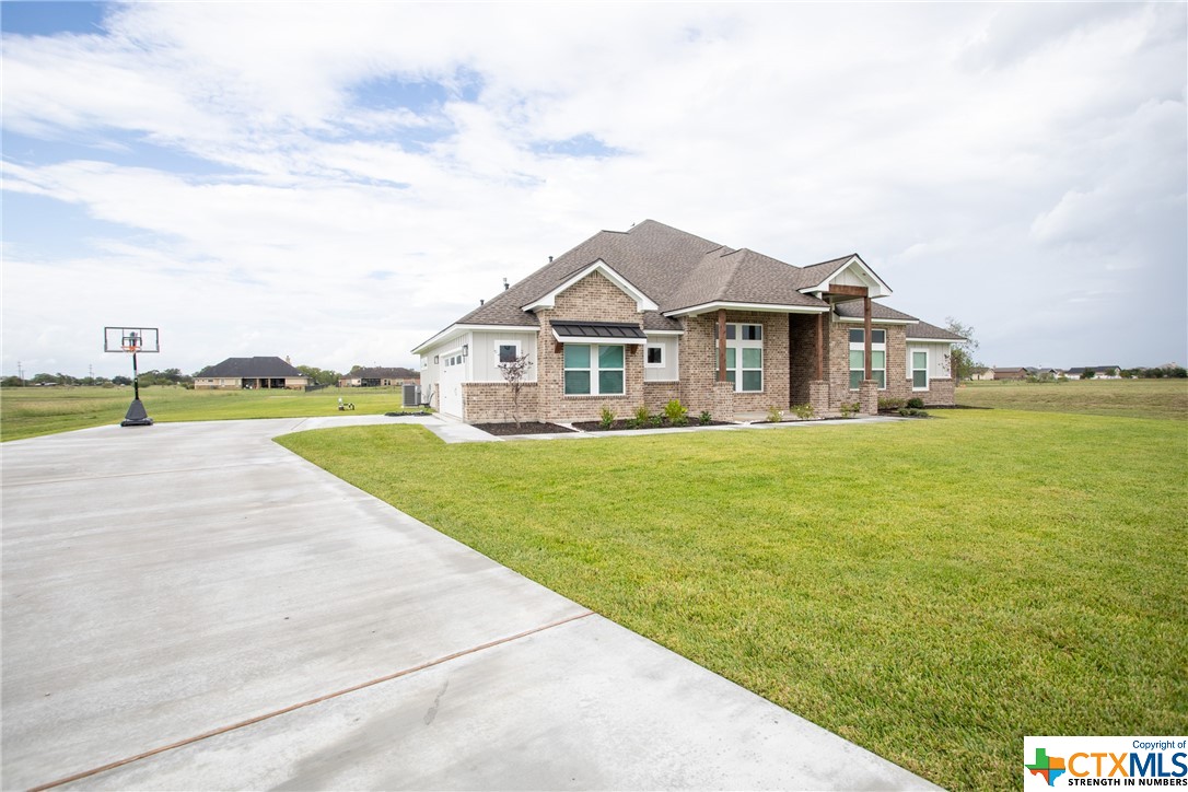 Victoria, Texas, 77904, United States, 4 Bedrooms Bedrooms, ,4 BathroomsBathrooms,Residential,For Sale,1818575