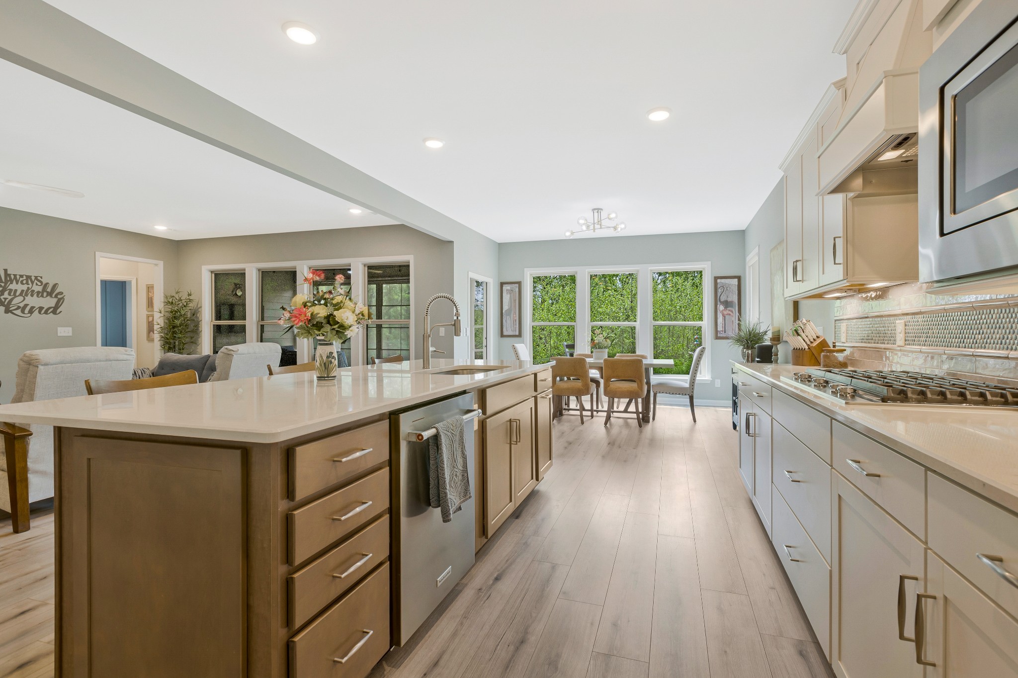 Spring Hill, Tennessee, 37174, United States, 3 Bedrooms Bedrooms, ,3 BathroomsBathrooms,Residential,For Sale,1906731