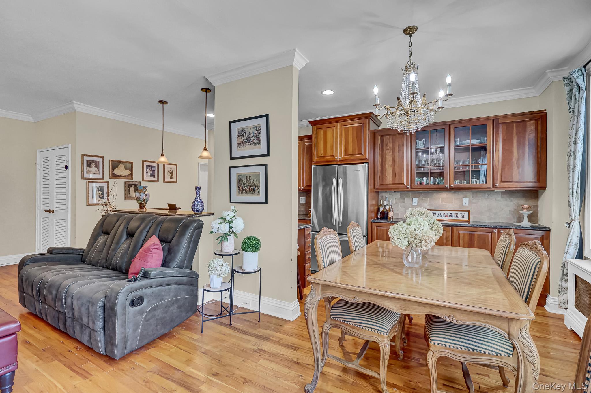  111 7th Street, Garden City, NY, 11530 - 物件實景
