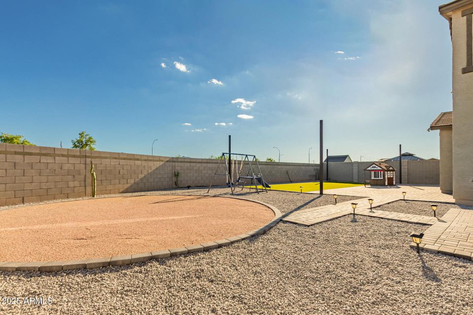 Tolleston, Arizona, 85353, United States, 4 Bedrooms Bedrooms, ,4 BathroomsBathrooms,Residential,For Sale,1975329