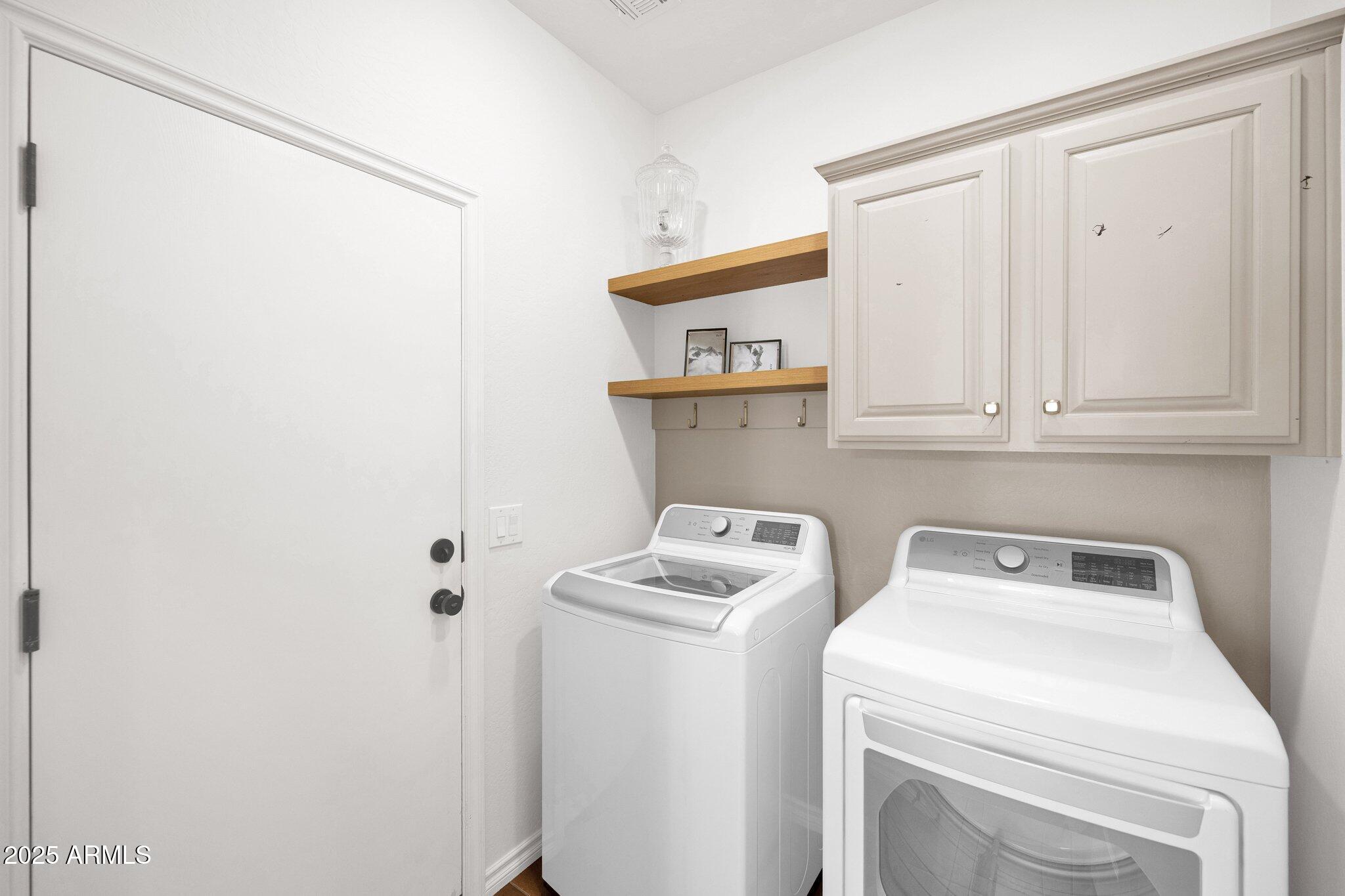 Queen Creek, Arizona, 85140, United States, 2 Bedrooms Bedrooms, ,Residential,For Sale,1821338