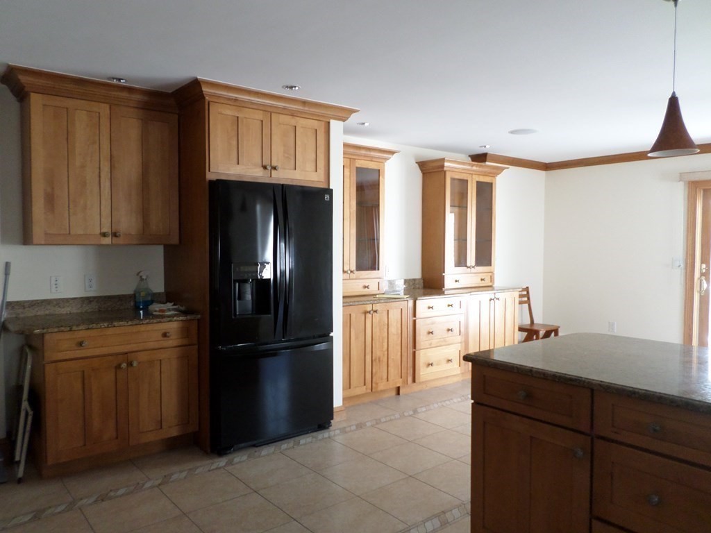 3 Twin Springs Dr Drive, Saugus, Massachusetts, 01906, United States, 5 Bedrooms Bedrooms, ,4 BathroomsBathrooms,Residential,For Sale,3 Twin Springs Dr Drive,1128926