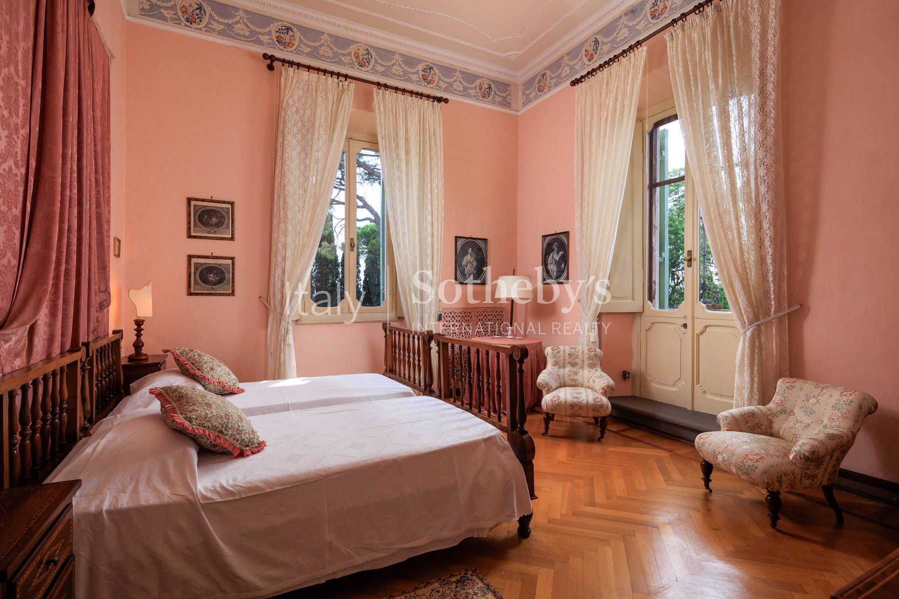  Magnificent historical villa with typical italian garden in Umbria - 物件實景