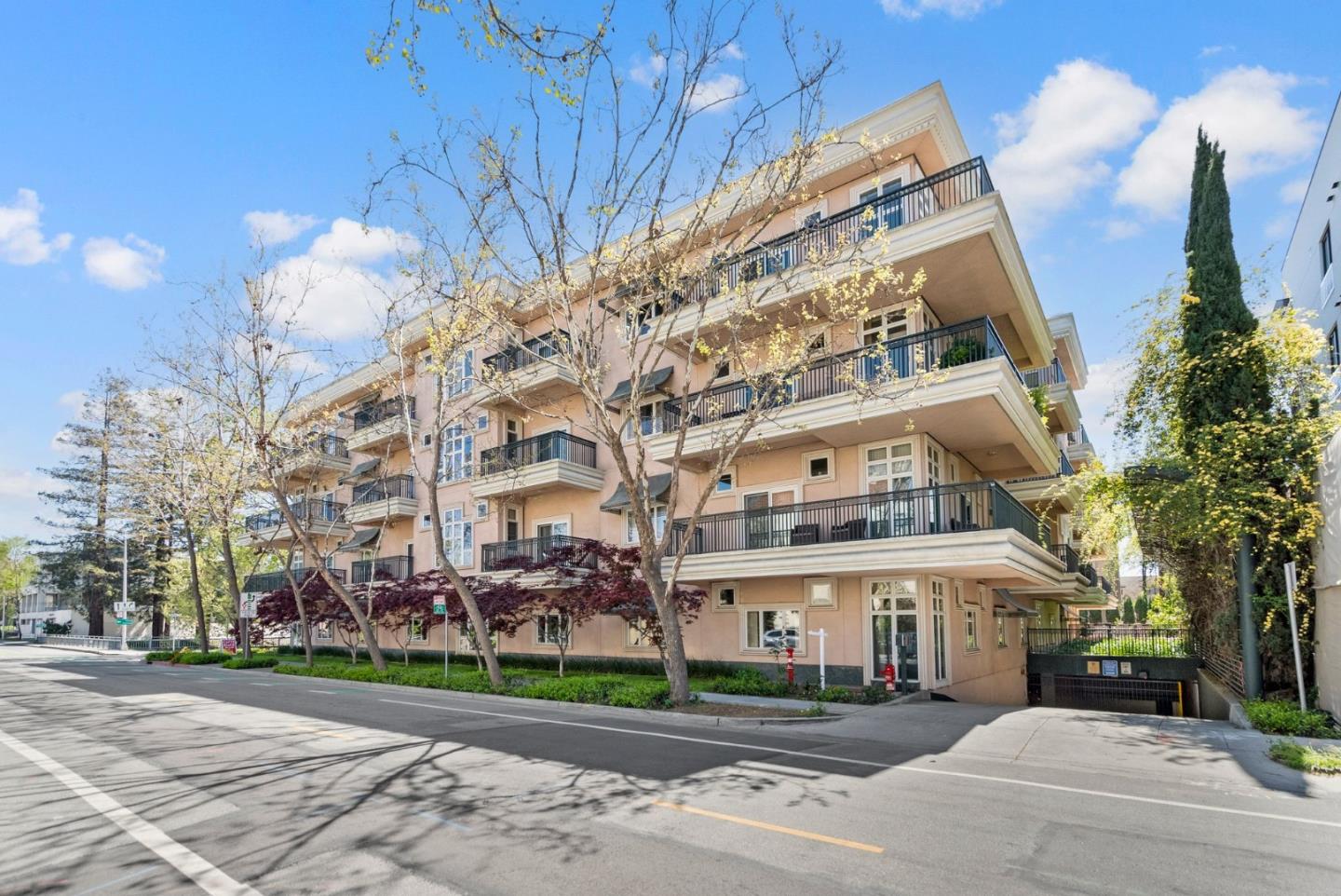 Palo Alto, California, 94306, United States, 2 Bedrooms Bedrooms, ,2 BathroomsBathrooms,Residential,For Sale,1804042