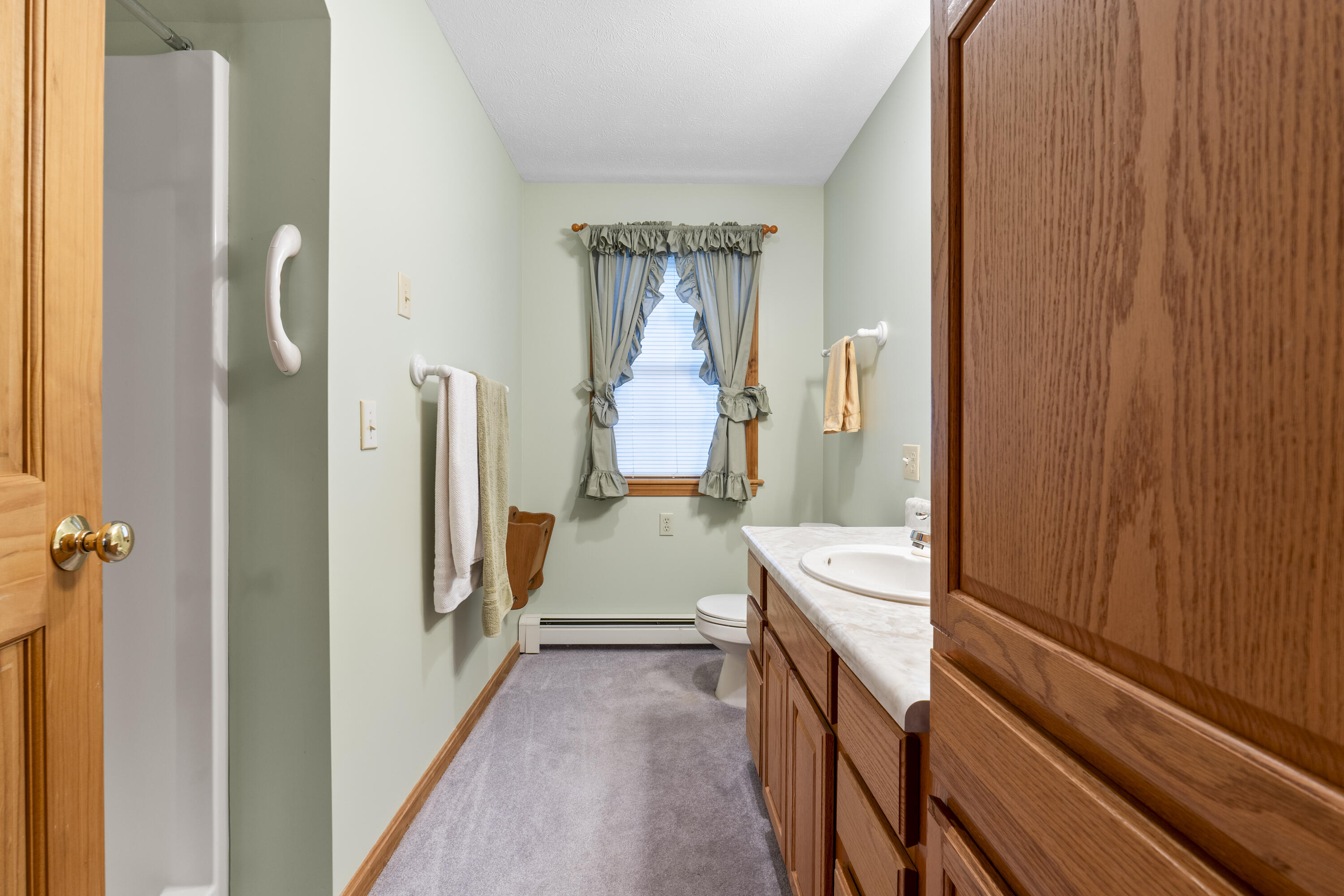 Brunswick, Maine, 04011, United States, 3 Bedrooms Bedrooms, ,3 BathroomsBathrooms,Residential,For Sale,1988184