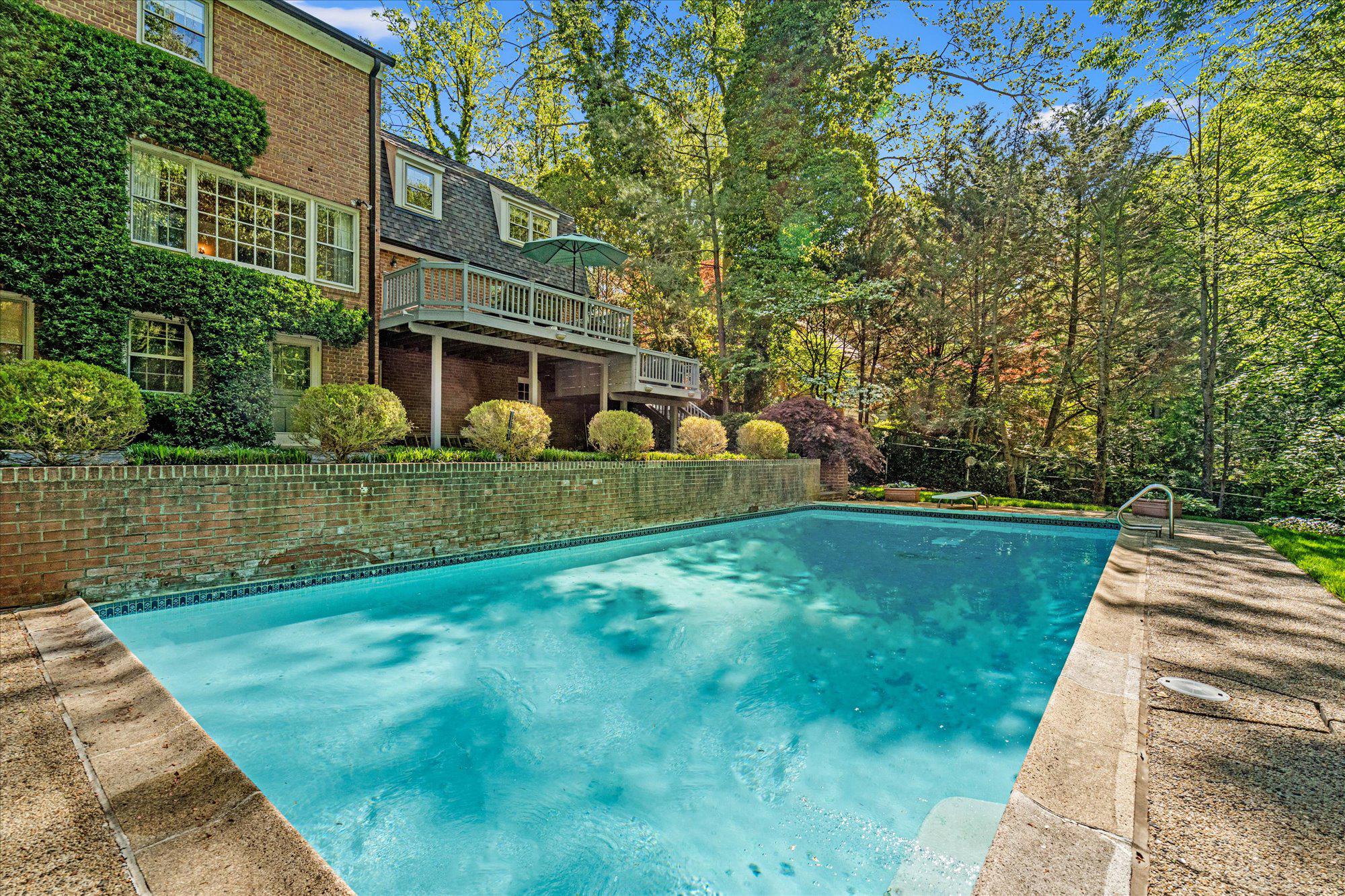  7030 Longwood Drive, Bethesda, MD 20817 - 物件實景