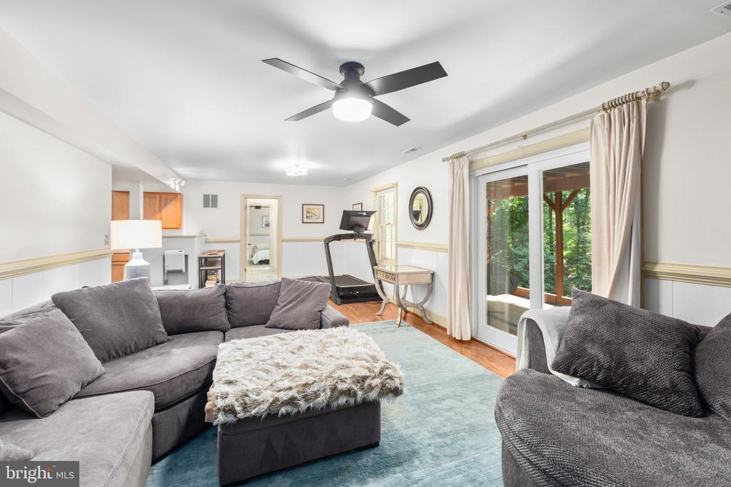 Fredericksburg, Virginia, 22407, United States, 4 Bedrooms Bedrooms, ,4 BathroomsBathrooms,Residential,For Sale,1849962