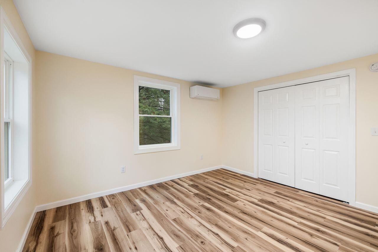 Casco, Maine, 04015, United States, 3 Bedrooms Bedrooms, ,5 BathroomsBathrooms,Residential,For Sale,2001972