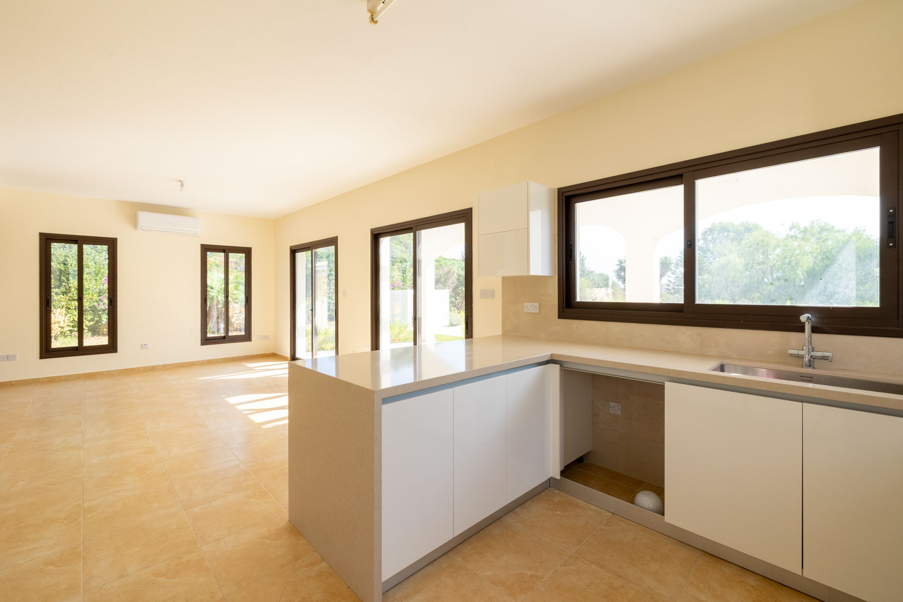  Four-Bedroom Mediterranean Style Villa in Kouklia - 物件實景