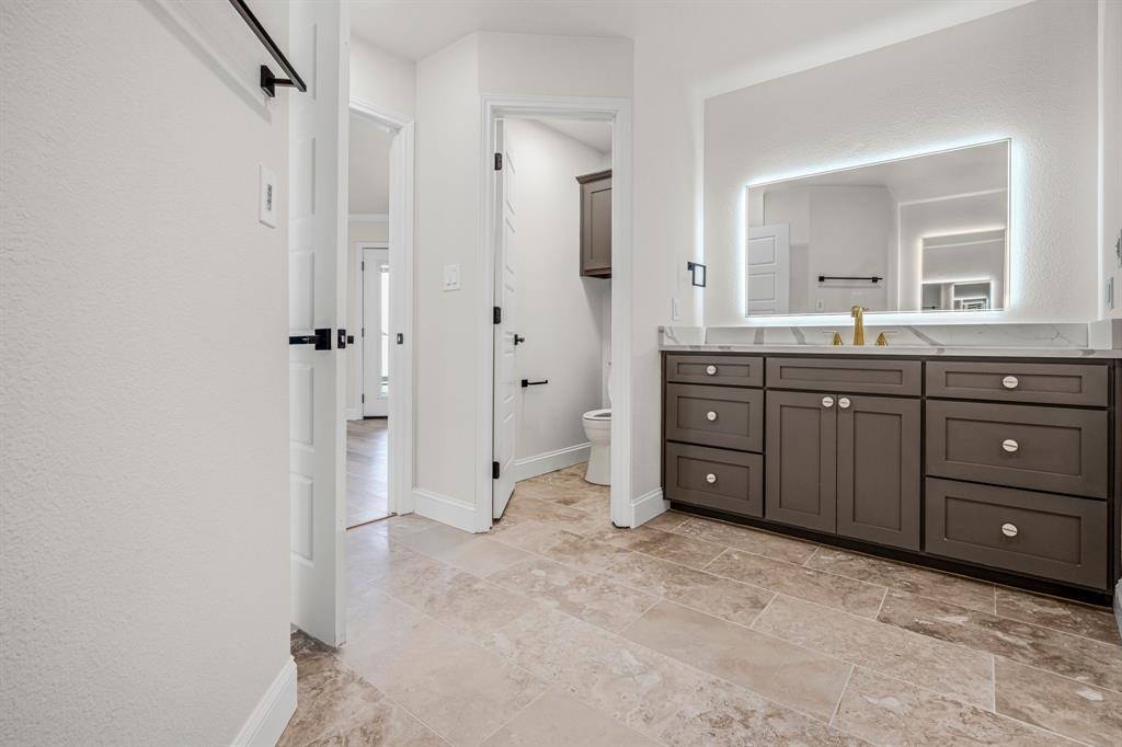 Caddo Mills, Texas, 75135, United States, 4 Bedrooms Bedrooms, ,2 BathroomsBathrooms,Residential,For Sale,1992163