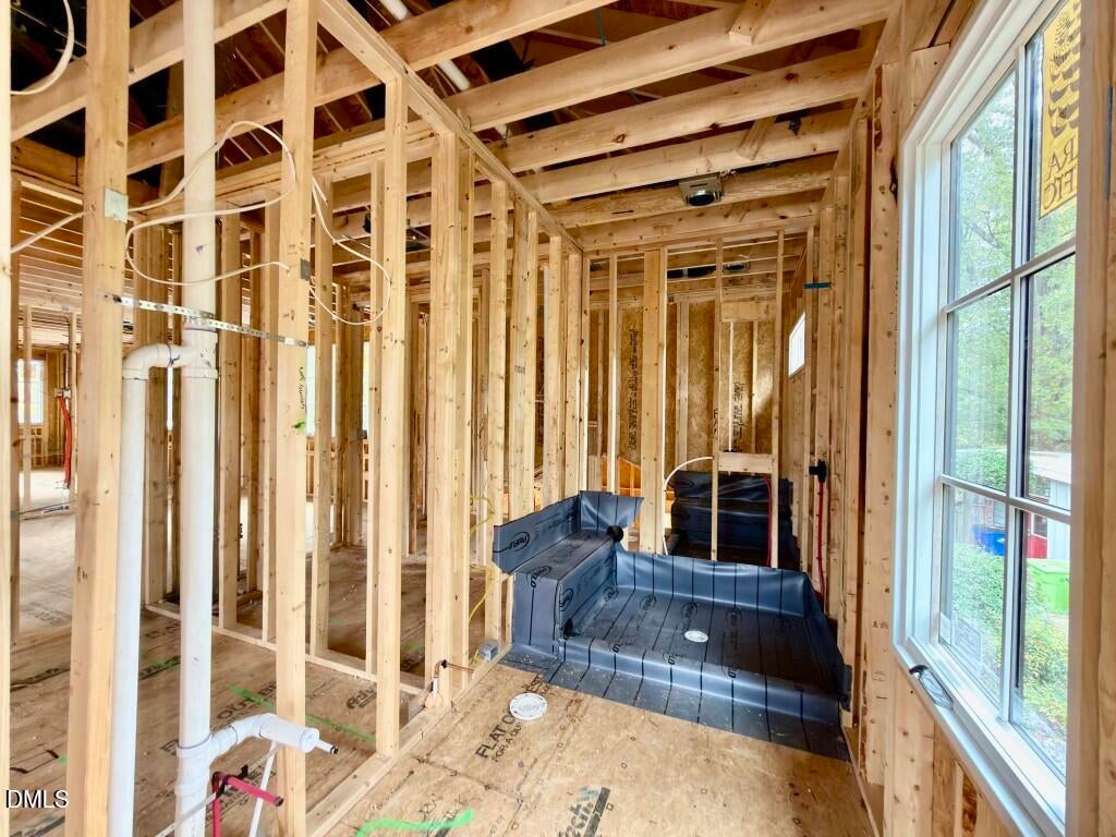 Raleigh, North Carolina, 27608, United States, 4 Bedrooms Bedrooms, ,6 BathroomsBathrooms,Residential,For Sale,1988275