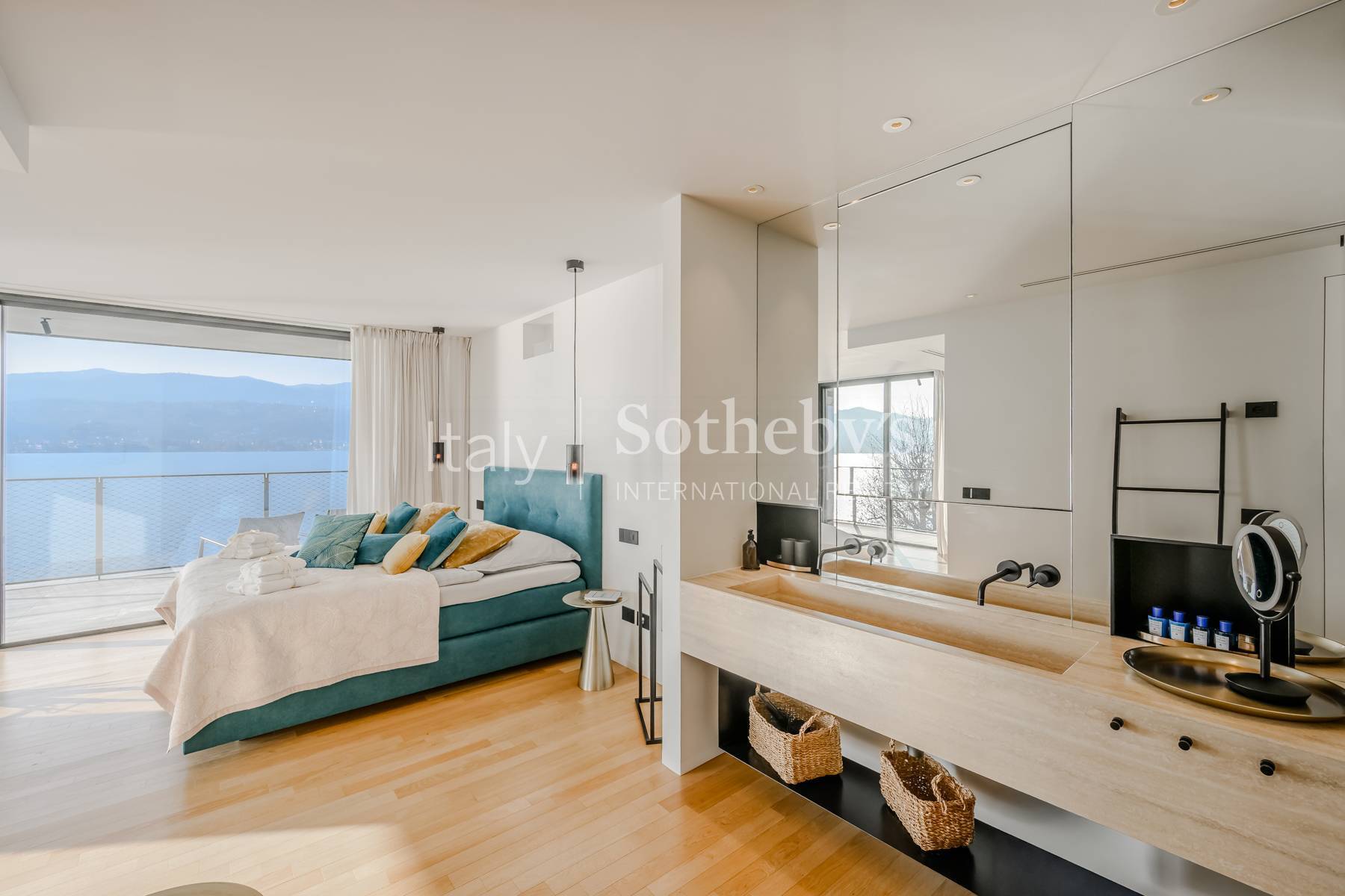  Exclusive villa with swimming pool and private dock - 物件實景