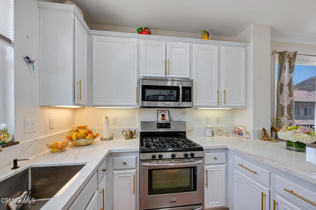 Newbury Park, California, 91320, United States, 3 Bedrooms Bedrooms, ,3 BathroomsBathrooms,Residential,For Sale,2048457