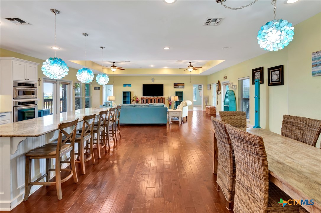 Port O'Connor, Texas, 77982, United States, 4 Bedrooms Bedrooms, ,3 BathroomsBathrooms,Residential,For Sale,1736800