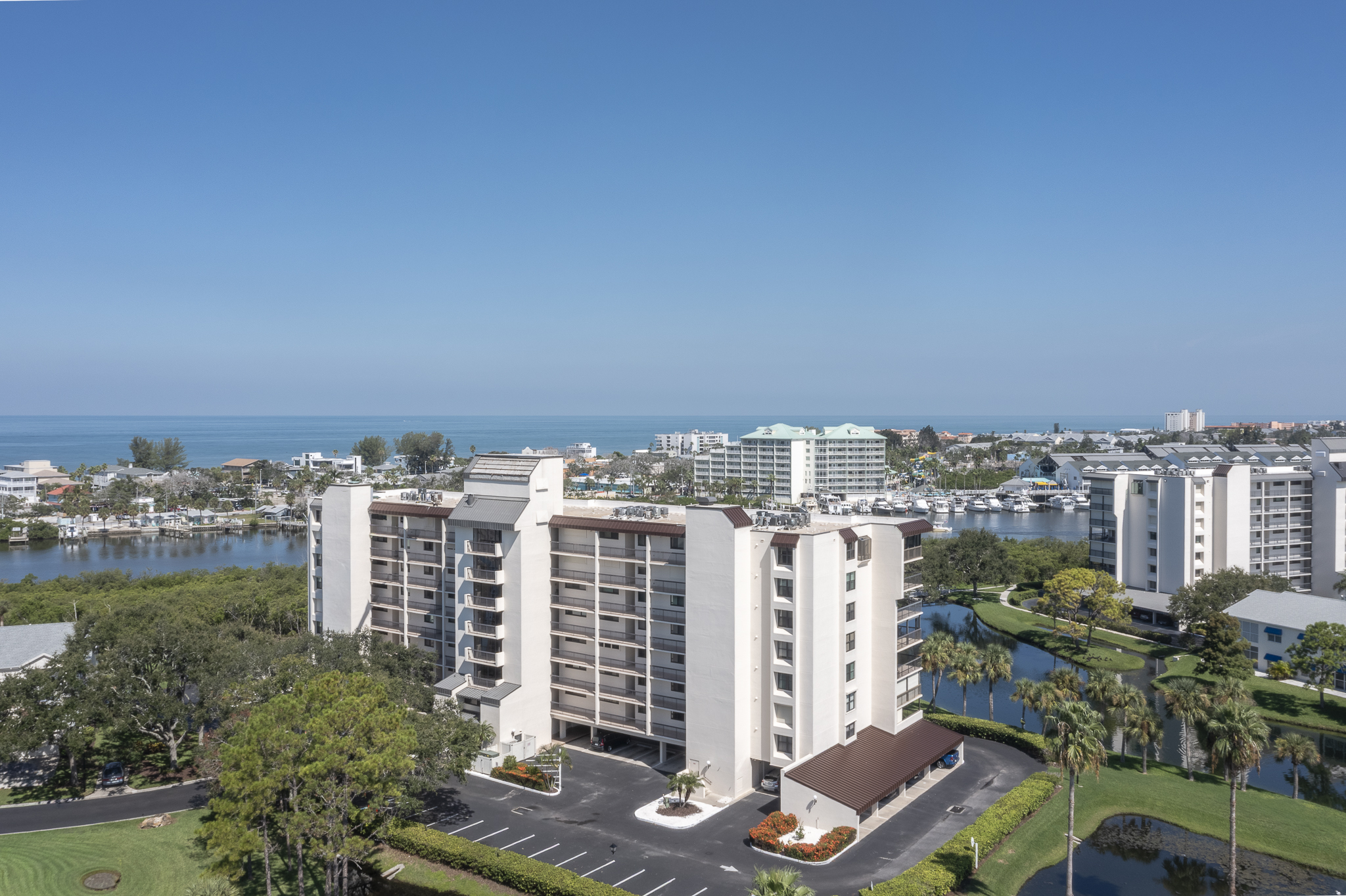 Largo, Florida, 33774, United States, 2 Bedrooms Bedrooms, ,2 BathroomsBathrooms,Residential,For Sale,2008953