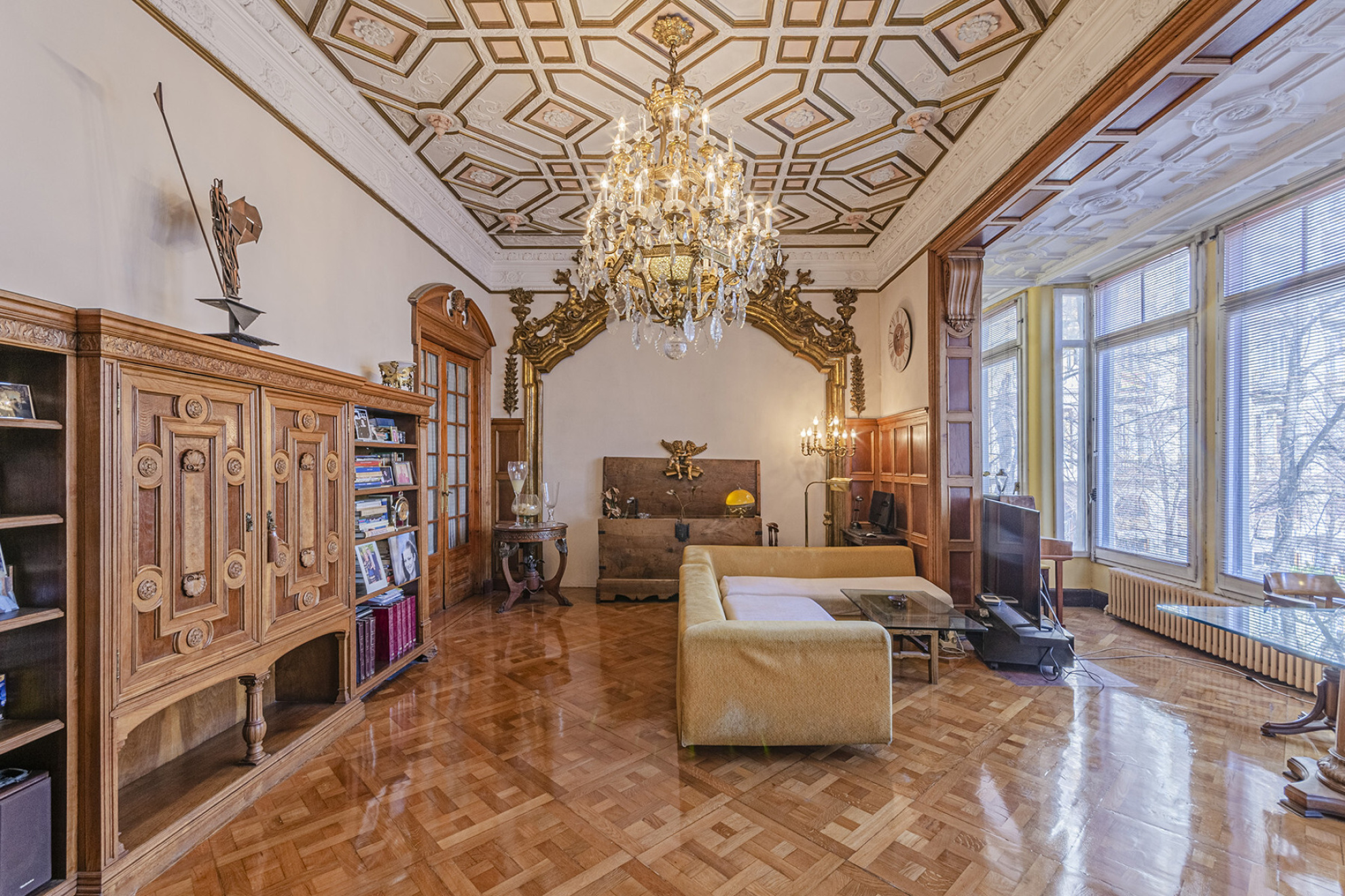  Stately main house with period details in Eixample Dret - 物件實景