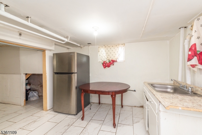 Prospect Park Boro, New Jersey, 07508-1904, United States, 5 Bedrooms Bedrooms, ,3 BathroomsBathrooms,Residential,For Sale,1879687