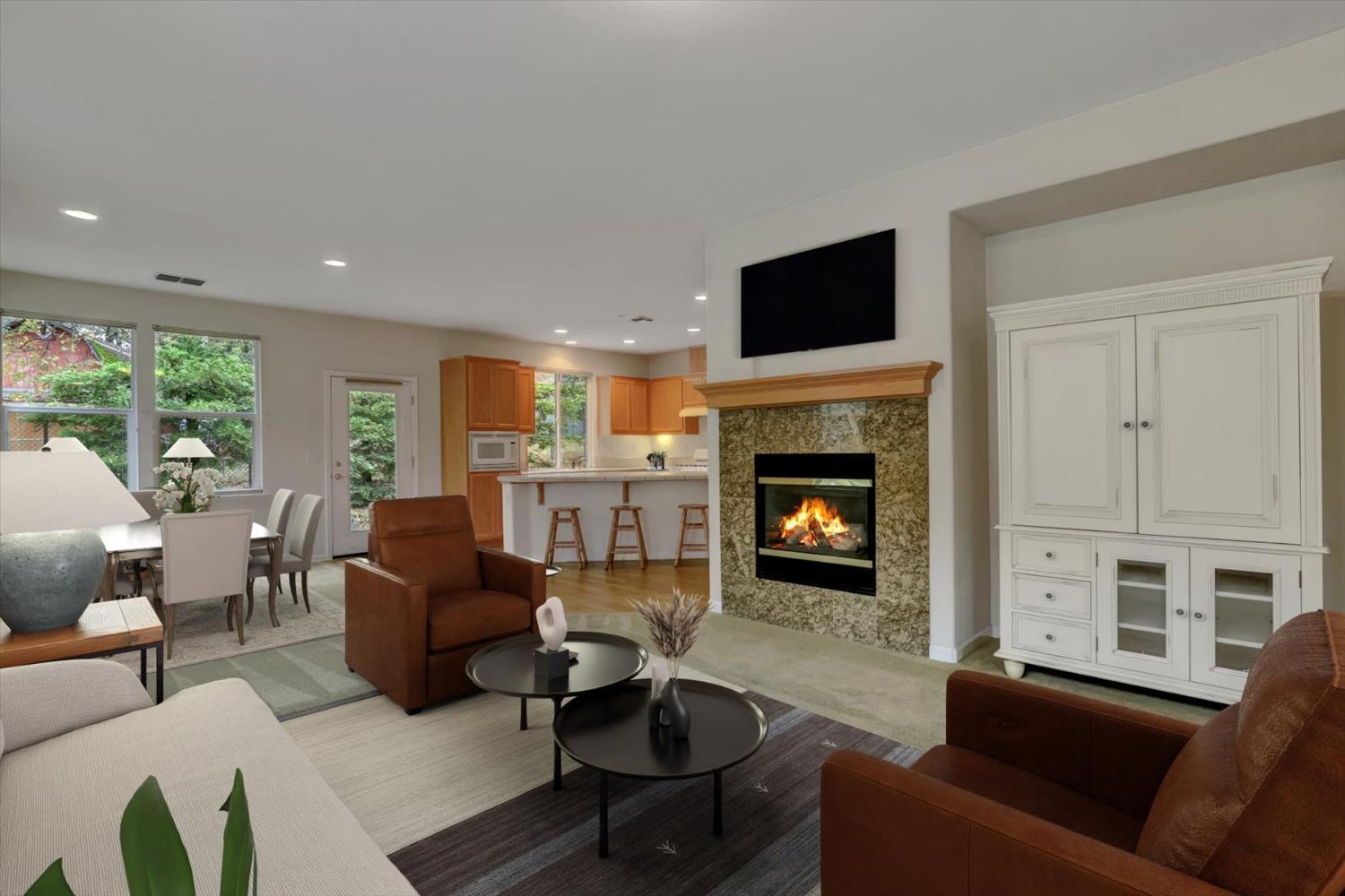 Grass Valley, California, 95945, United States, 2 Bedrooms Bedrooms, ,2 BathroomsBathrooms,Residential,For Sale,2010026