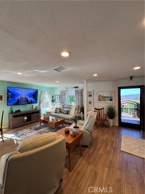 Fallbrook, California, 92028, United States, 2 Bedrooms Bedrooms, ,1 BathroomBathrooms,Residential,For Sale,1987666