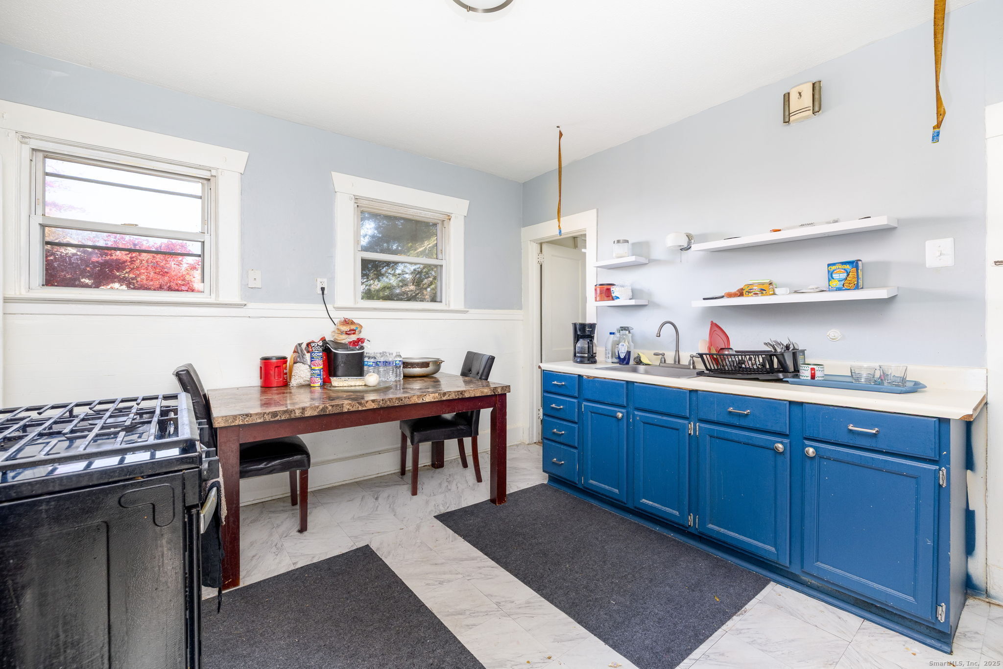 Hartford, Connecticut, 06105, United States, 8 Bedrooms Bedrooms, ,3 BathroomsBathrooms,Residential,For Sale,1994837