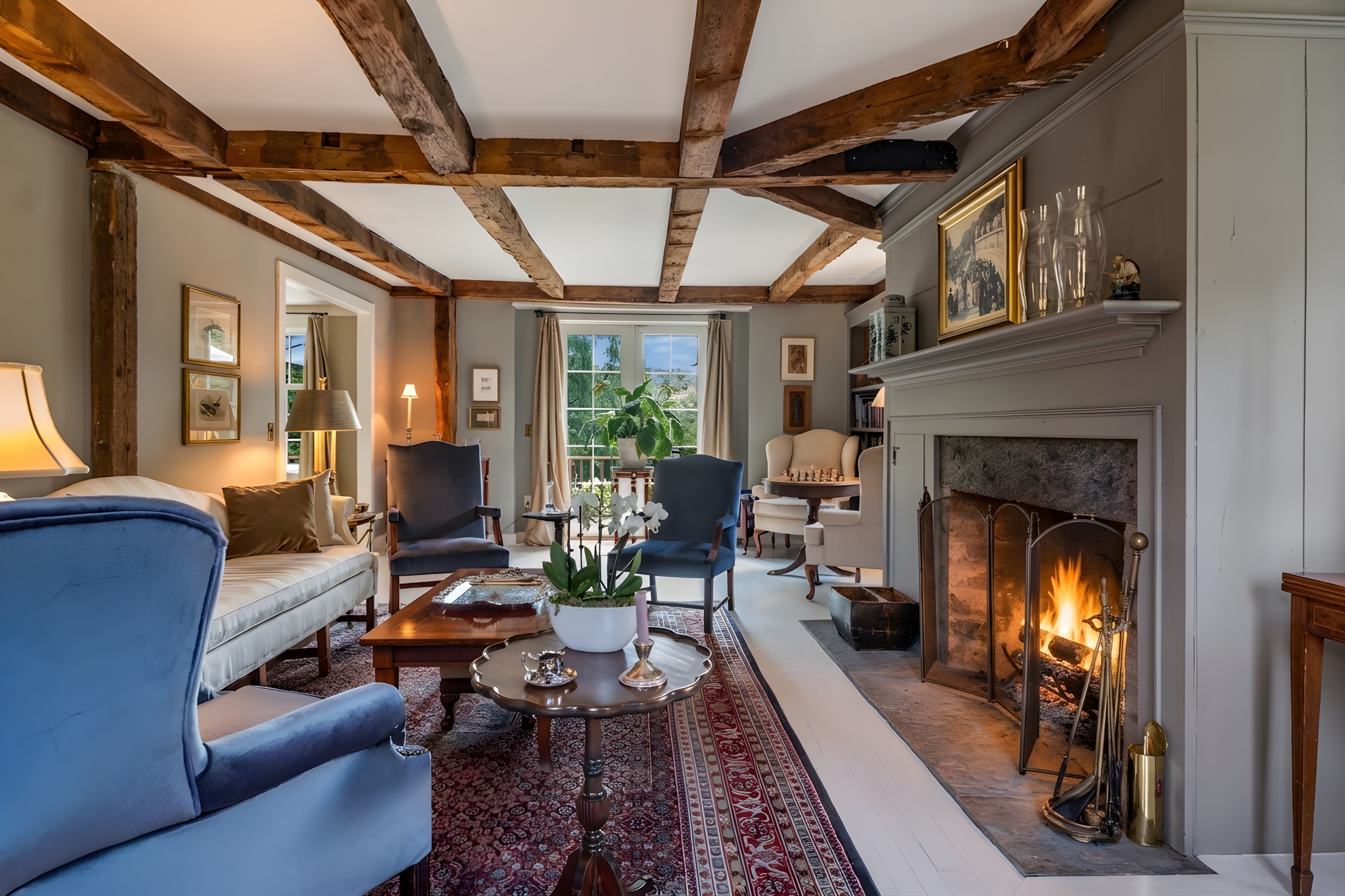  An Extraordinary Pocket Estate Within Walking Distance to Village - 物件實景