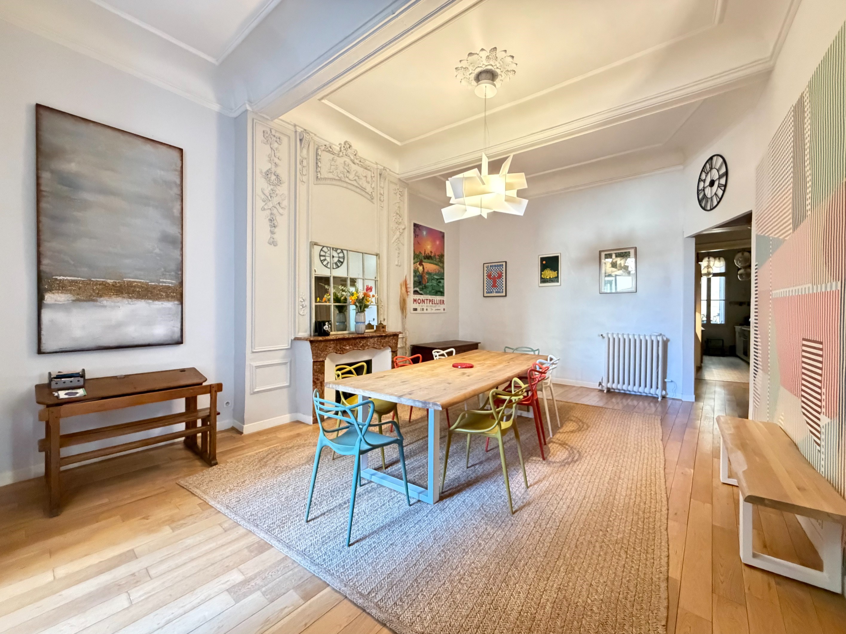  Typical Ecusson apartment with preserved character... - 物件實景
