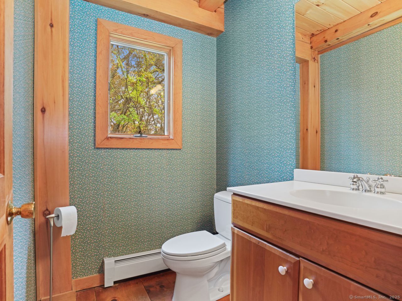 Weston, Connecticut, 06883, United States, 3 Bedrooms Bedrooms, ,3 BathroomsBathrooms,Residential,For Sale,1989360