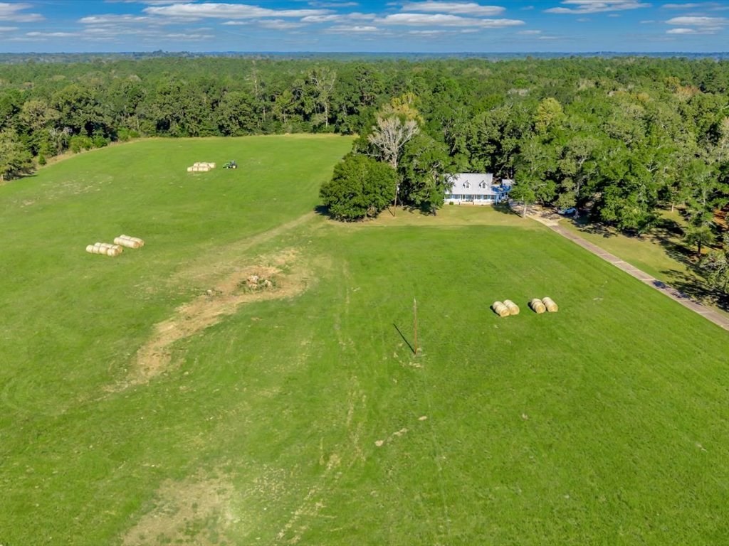 Huntington, Texas, 75949, United States, 4 Bedrooms Bedrooms, ,2 BathroomsBathrooms,Residential,For Sale,1975169