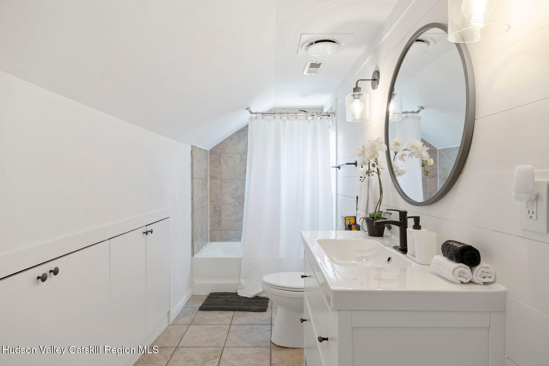 Windham, New York, 12496, United States, 4 Bedrooms Bedrooms, ,4 BathroomsBathrooms,Residential,For Sale,1856579