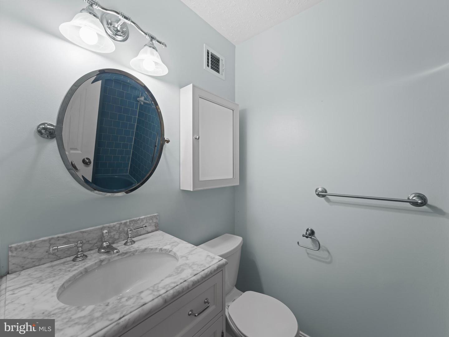 Annandale, Virginia, 22003, United States, 3 Bedrooms Bedrooms, ,4 BathroomsBathrooms,Residential,For Sale,2001924