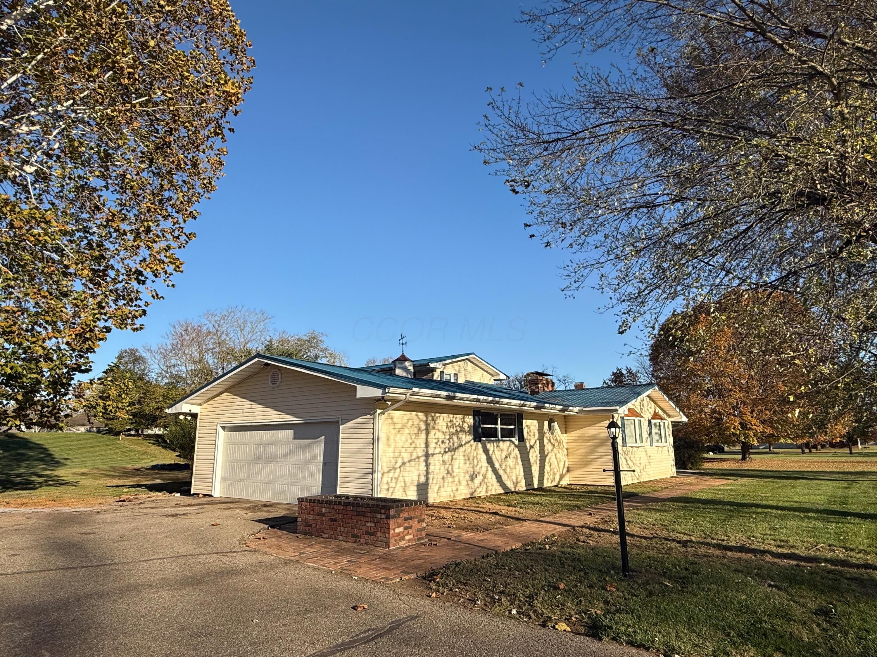 Zanesville, Ohio, 43701, United States, 5 Bedrooms Bedrooms, ,3 BathroomsBathrooms,Residential,For Sale,1984256
