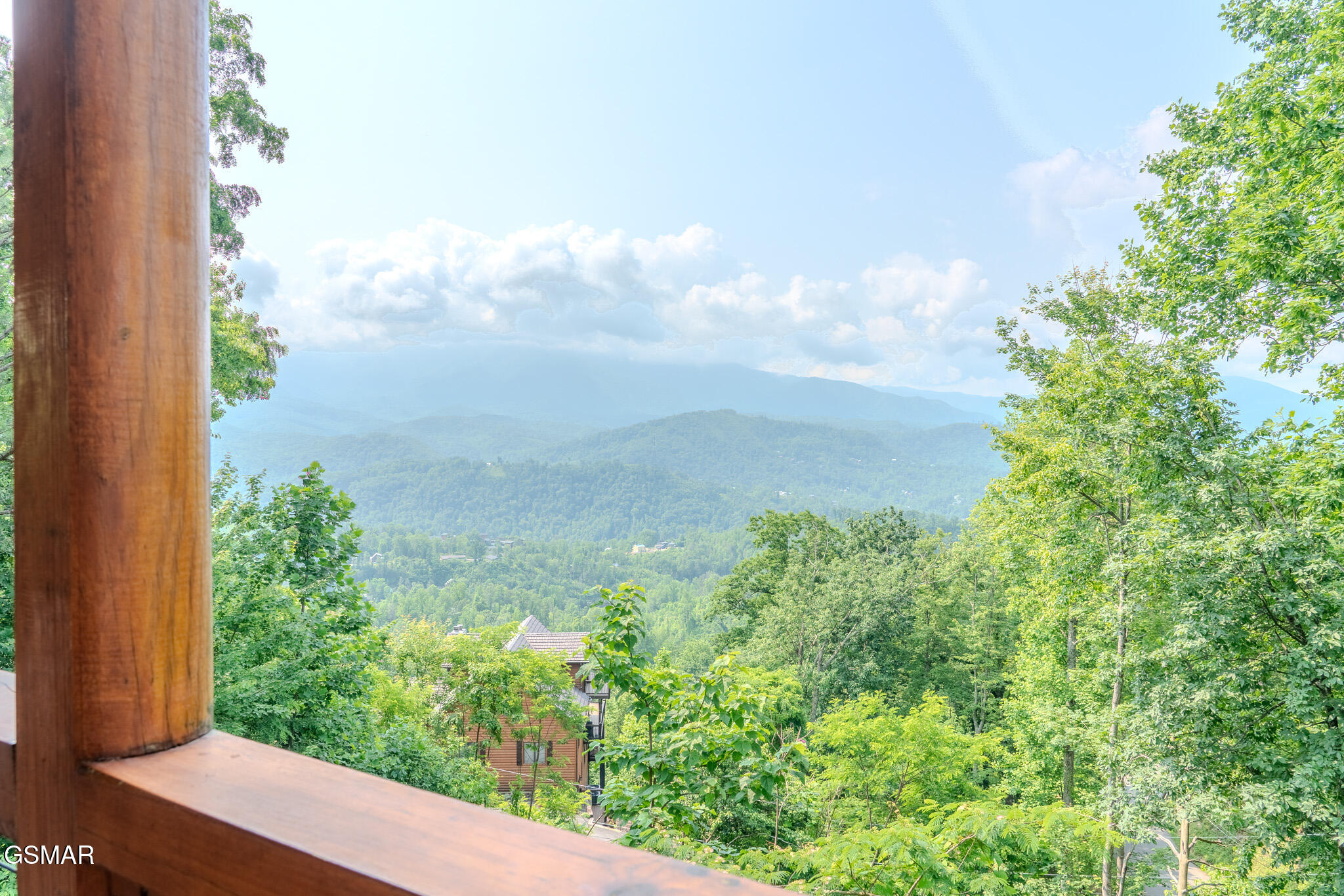 Gatlinburg, Tennessee, 37738, United States, 2 Bedrooms Bedrooms, ,2 BathroomsBathrooms,Residential,For Sale,1846238