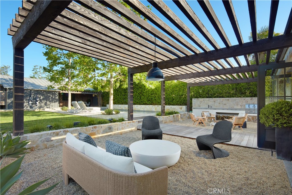 Newport Beach, California, 92660, United States, 4 Bedrooms Bedrooms, ,3 BathroomsBathrooms,Residential,For Sale,1927269