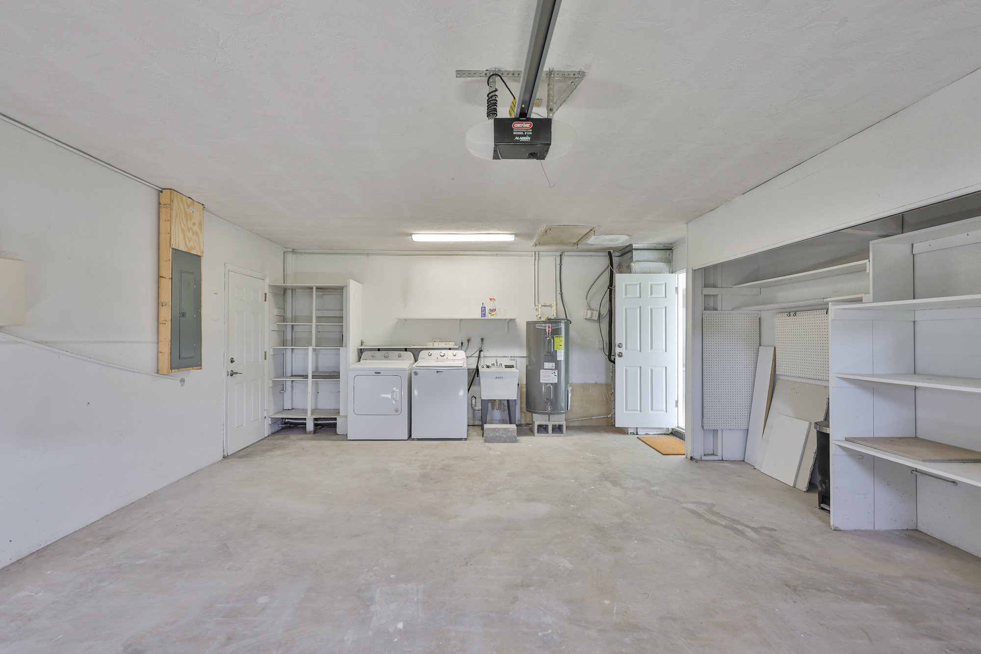 Treasure Island, Florida, 33706, United States, 3 Bedrooms Bedrooms, ,2 BathroomsBathrooms,Residential,For Sale,1982782