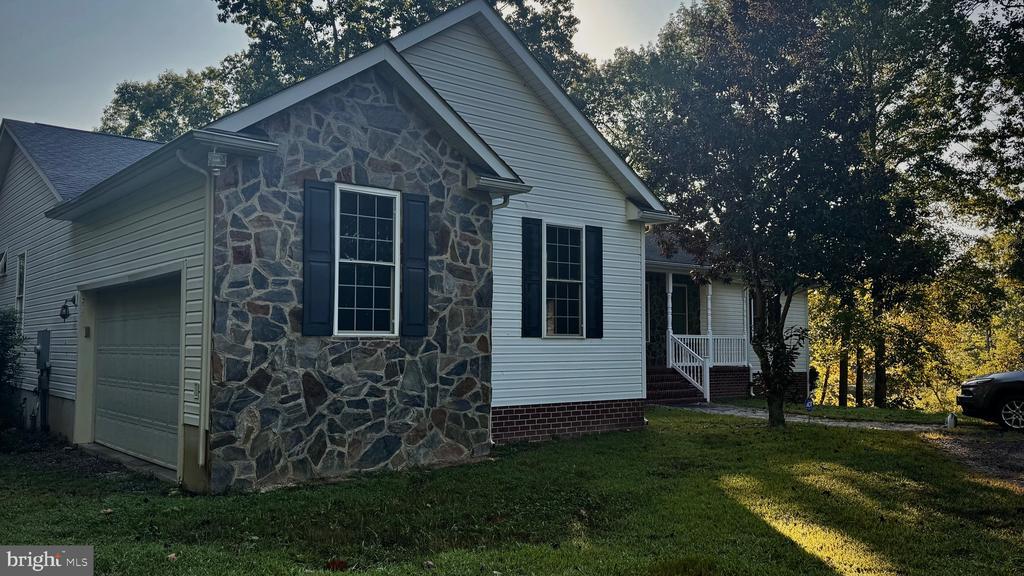 Montross, Virginia, 22520, United States, 3 Bedrooms Bedrooms, ,3 BathroomsBathrooms,Residential,For Sale,1950611