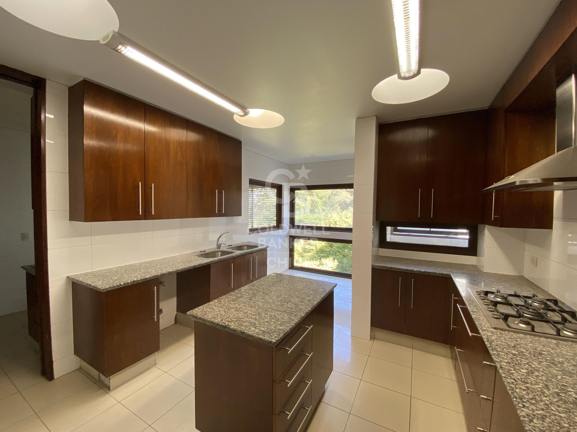 Las Condes, Chile, 5 Bedrooms Bedrooms, ,3 BathroomsBathrooms,Residential,For Sale,1714387