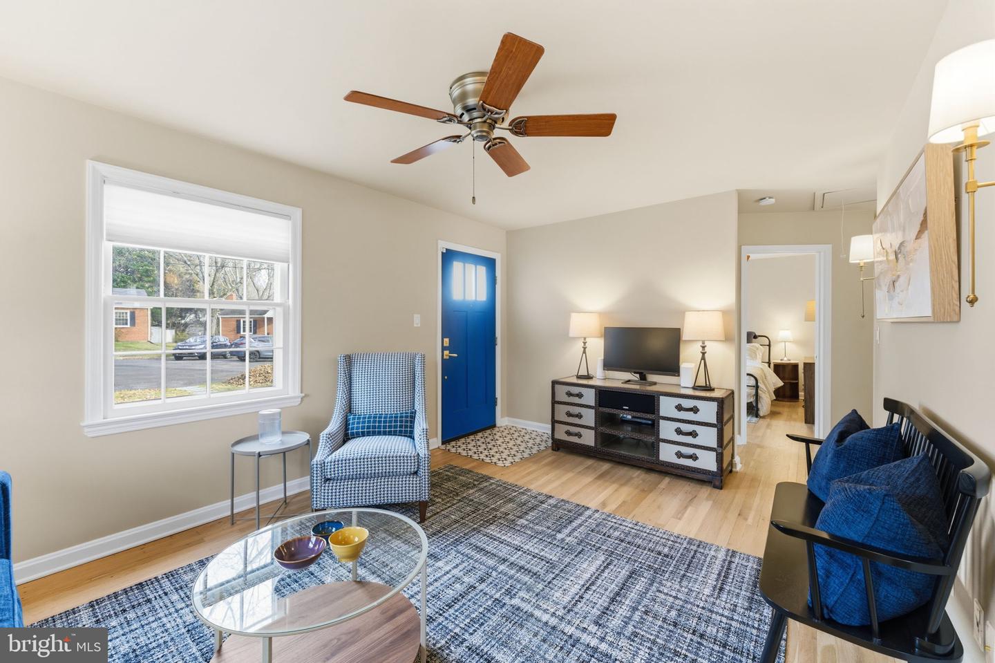 Kensington, Maryland, 20895, United States, 3 Bedrooms Bedrooms, ,2 BathroomsBathrooms,Residential,For Sale,1999038