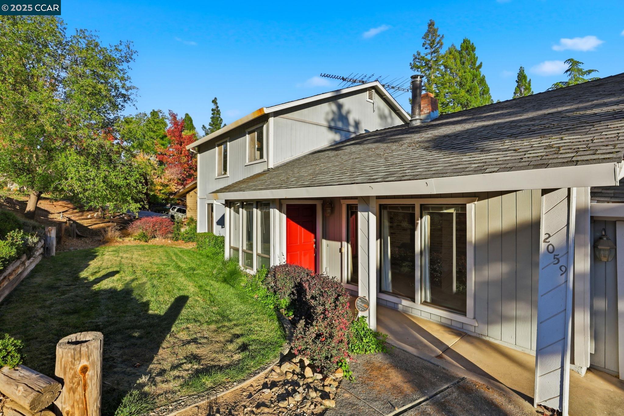 El Dorado Hills, California, 95762, United States, 4 Bedrooms Bedrooms, ,3 BathroomsBathrooms,Residential,For Sale,1988209