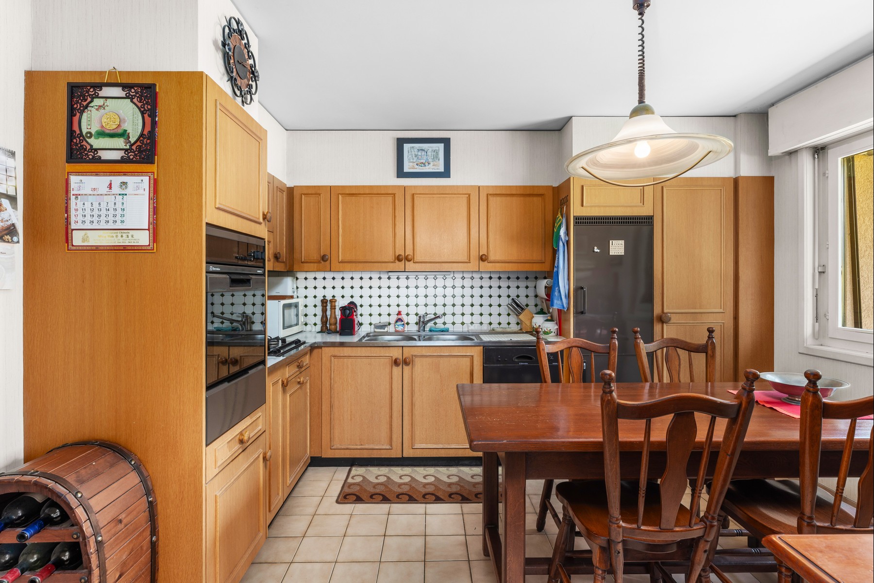  Family duplex in need of some updating in a sought-after residential neighborhoo - 物件實景