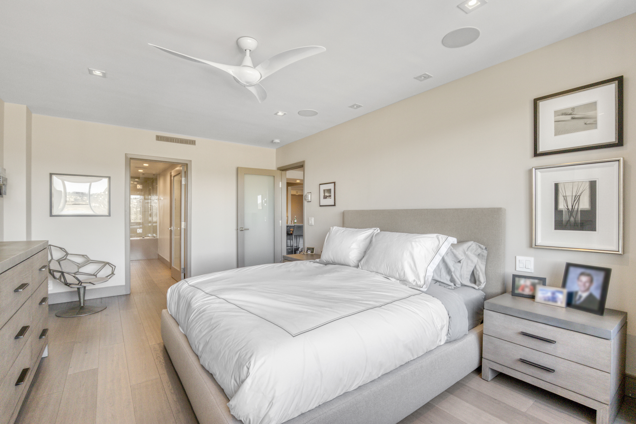  865 Comstock Ave - 物件實景
