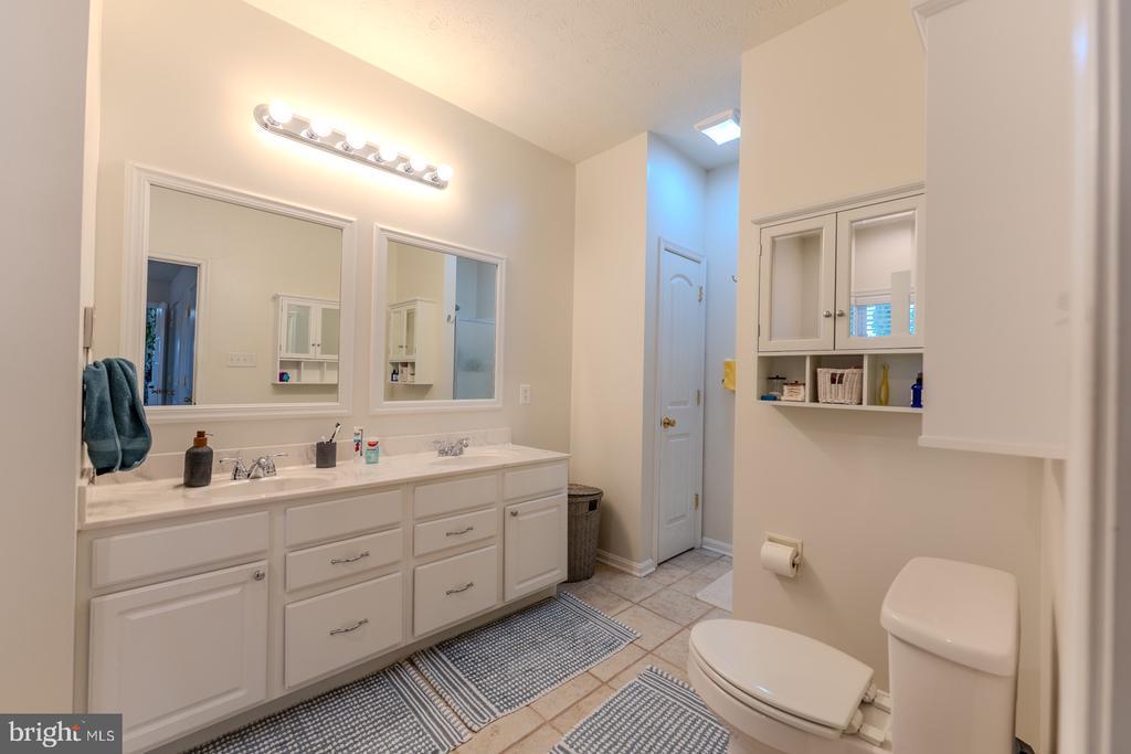 Petersburg, West Virginia, 26847, United States, 3 Bedrooms Bedrooms, ,3 BathroomsBathrooms,Residential,For Sale,1891078