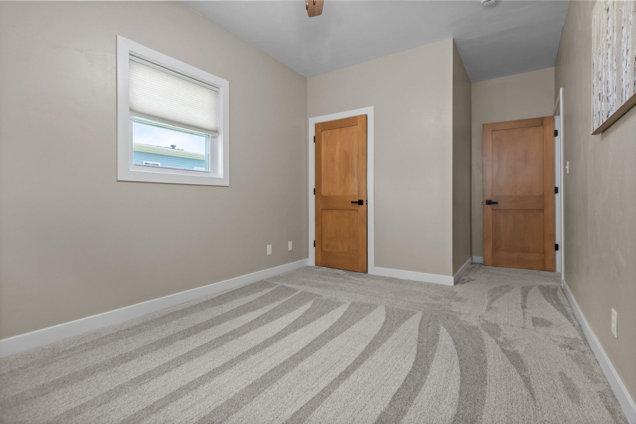 NEENAH, Wisconsin, 54956, United States, 3 Bedrooms Bedrooms, ,2 BathroomsBathrooms,Residential,For Sale,1912051