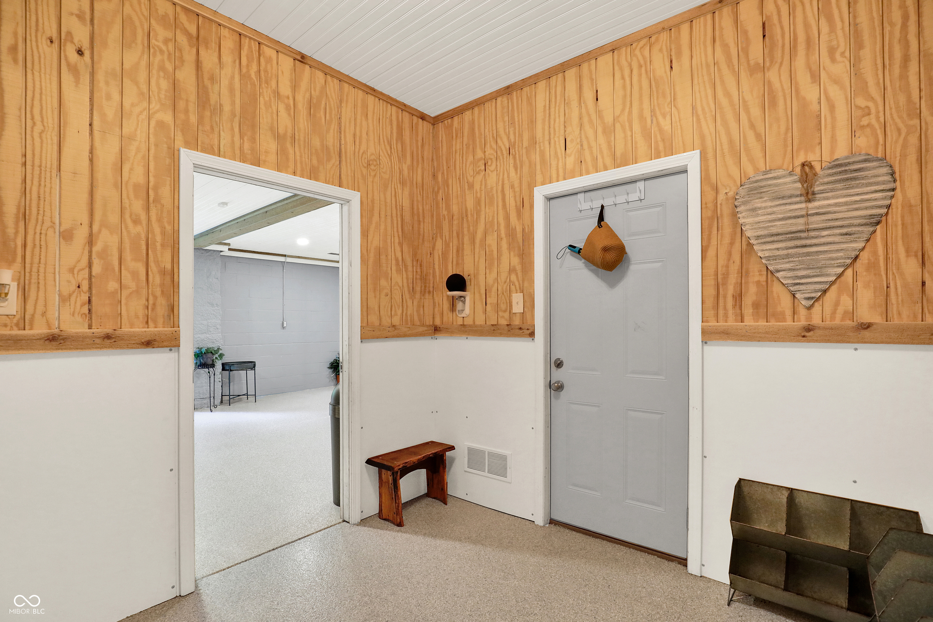 Indianapolis, Indiana, 46240, United States, 4 Bedrooms Bedrooms, ,3 BathroomsBathrooms,Residential,For Sale,1974215