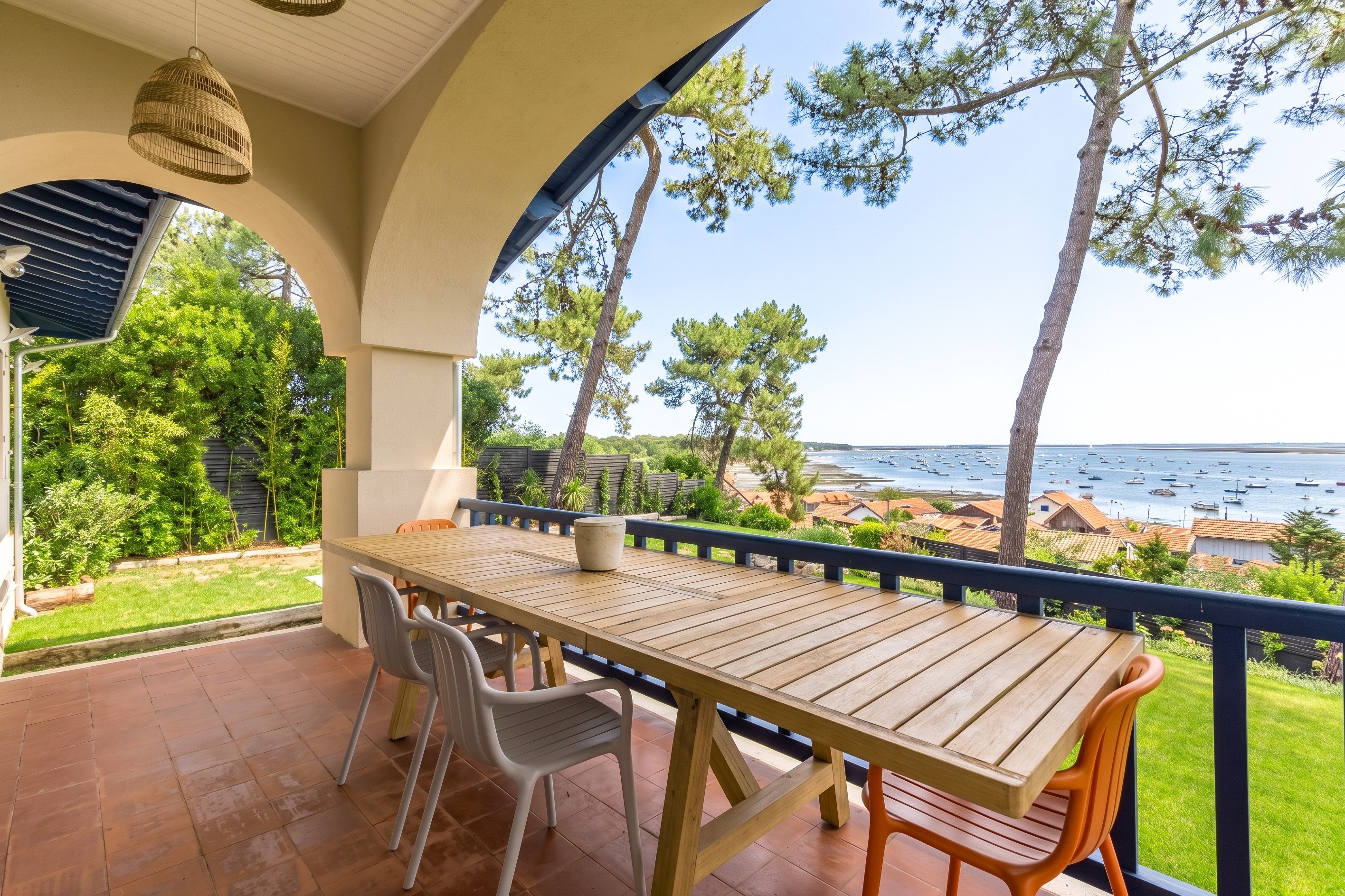  CAP FERRET  PENINSULA - FULLY RENOVATED VILLA WITH PANORAMIC VIEW ONTO THE BASIN - 物件實景