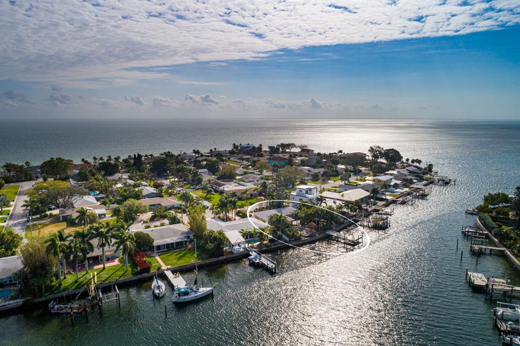 St Petersburg, Florida, 33705, United States, 3 Bedrooms Bedrooms, ,4 BathroomsBathrooms,Residential,For Sale,1793107