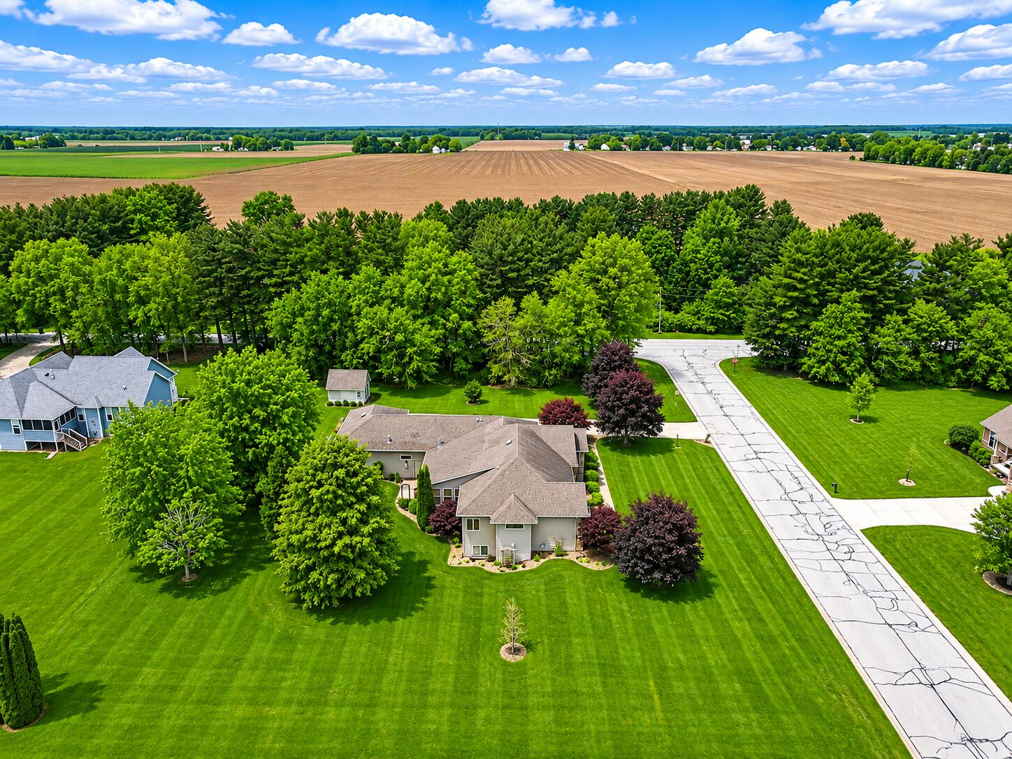 Valparaiso, Indiana, 46383, United States, 3 Bedrooms Bedrooms, ,3 BathroomsBathrooms,Residential,For Sale,2048382